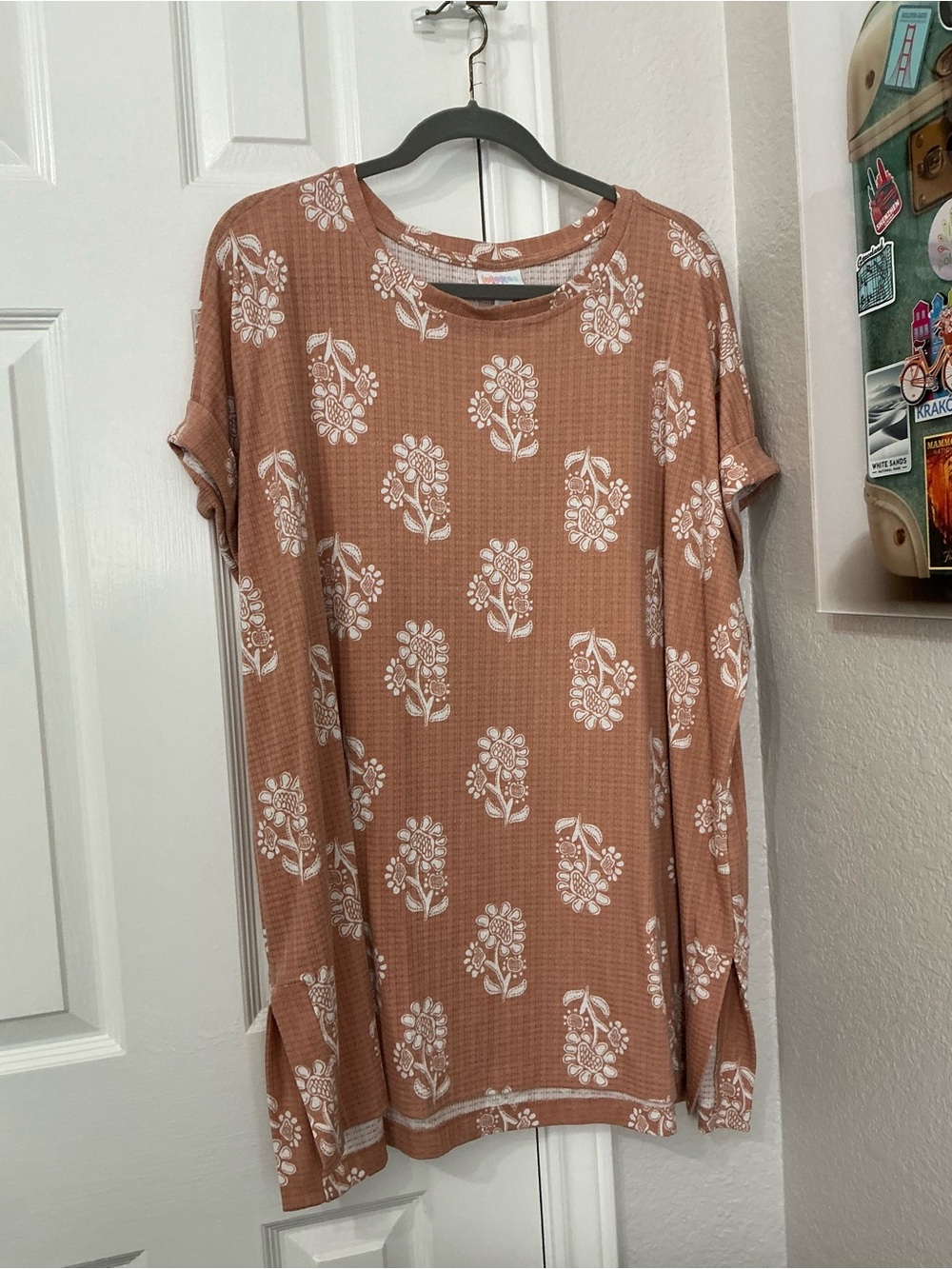 LuLaRoe Terracotta Floral Short Sleeve Tunic Leah
